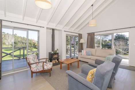 Photo of property in 2 Scott Drive, Cooks Beach, Whitianga, 3591