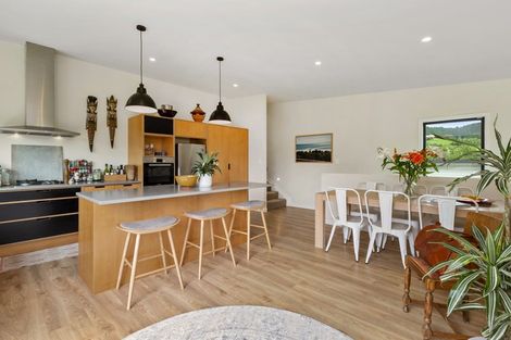 Photo of property in 36 Robertson Street, Raglan, 3225