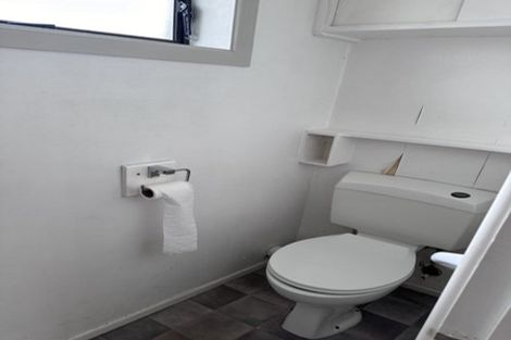 Photo of property in 4 Haynes Avenue, Upper Riccarton, Christchurch, 8041