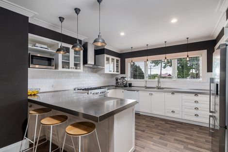 Photo of property in 98 Pownall Street, Masterton, 5810