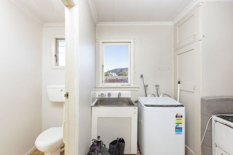 Photo of property in 76 Shearman Street, Waimate, 7924