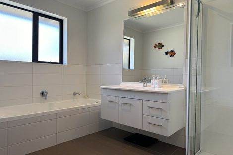 Photo of property in 114 Golf Links Road, Ruatapu, Hokitika, 7883