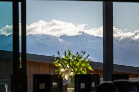 Photo of property in 10 Turnbull Crescent, Wanaka, 9305