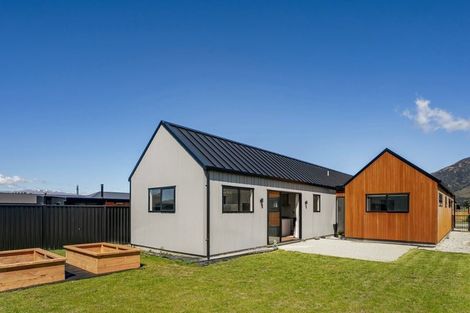 Photo of property in 3 Dunn Street, Lake Hawea, 9382