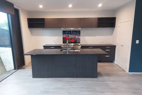 Photo of property in 20 De Val Drive, Titirangi, Auckland, 0604