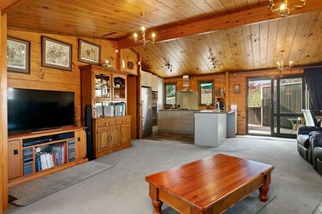 Photo of property in 16 Victoria Street, Richmond Heights, Taupo, 3330