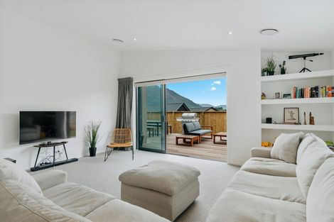 Photo of property in 26 Muster Road, Jacks Point, 9371