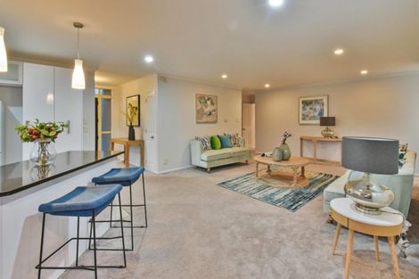 Photo of property in 14 Brosna Place, East Tamaki, Auckland, 2016