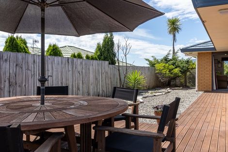 Photo of property in 14 Barrett Drive, Waikanae Beach, Waikanae, 5036