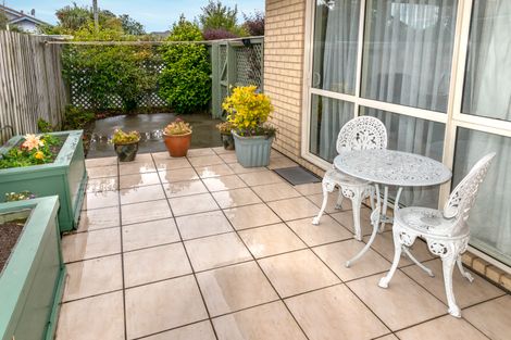 Photo of property in 5 Everard Street, Somerfield, Christchurch, 8024