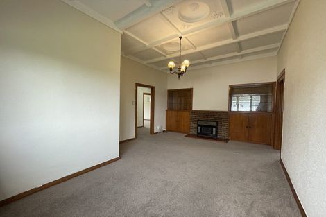 Photo of property in 492 Blockhouse Bay Road, Blockhouse Bay, Auckland, 0600