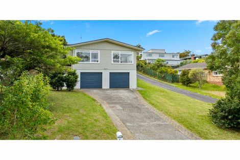 Photo of property in 81 Lynden Avenue, Hillcrest, Auckland, 0627