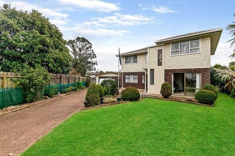 Photo of property in 15 Tangelo Place, Bucklands Beach, Auckland, 2012