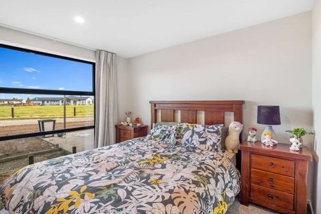 Photo of property in 12 Meadowlands Green, Allenton, Ashburton, 7700