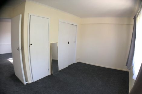Photo of property in 61 Raleigh Road, Northcote, Auckland, 0627