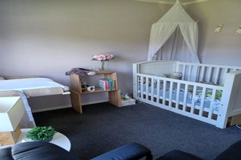 Photo of property in 45 Gatman Street, Birkdale, Auckland, 0626