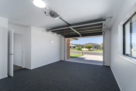 Photo of property in 21 Seascape Avenue, Whitianga, 3510
