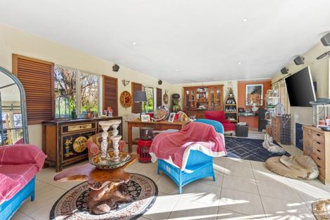 Photo of property in 14 Station Road, Huapai, Kumeu, 0810