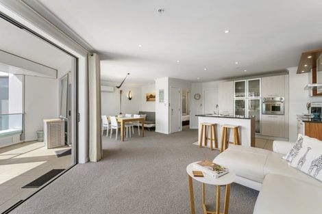 Photo of property in 210/136 Marine Parade, Mount Maunganui, 3116