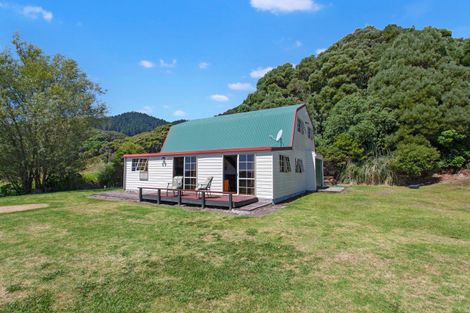 Photo of property in 7417b State Highway 35, Te Kaha, 3199