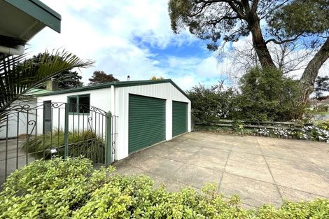 Photo of property in 1 Breadalbane Road, Havelock North, 4130