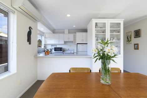 Photo of property in 37 Western Road, Bellevue, Tauranga, 3110