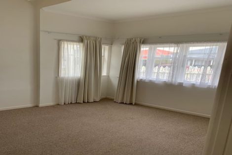 Photo of property in 8 Harper Street, Newtown, Wellington, 6021