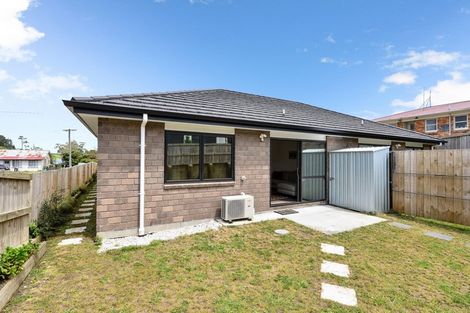 Photo of property in 2/33 Cowley Drive, Temple View, Hamilton, 3218