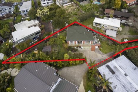 Photo of property in 26 Surville Place, Mairangi Bay, Auckland, 0630