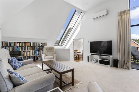 Photo of property in 2/31 Clifton Road, Herne Bay, Auckland, 1011