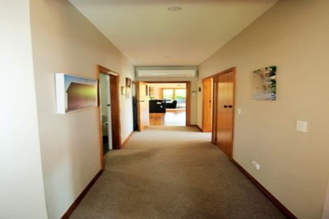 Photo of property in 1 Nicholson Terrace, Oamaru, 9400