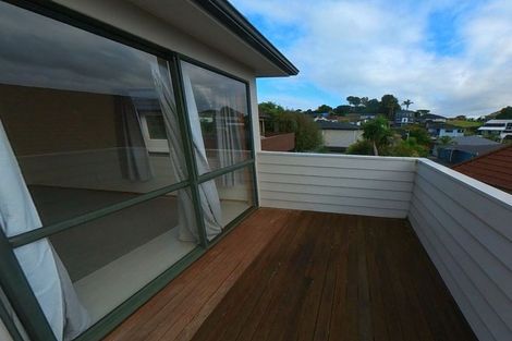 Photo of property in 6/96 William Bayes Place, Red Beach, 0932
