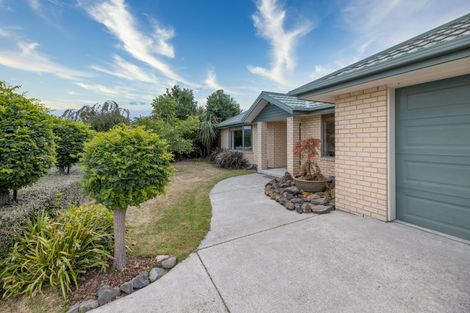 Photo of property in 92 Courtenay Drive, Kaiapoi, 7630