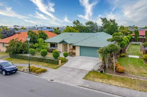 Photo of property in 92 Courtenay Drive, Kaiapoi, 7630