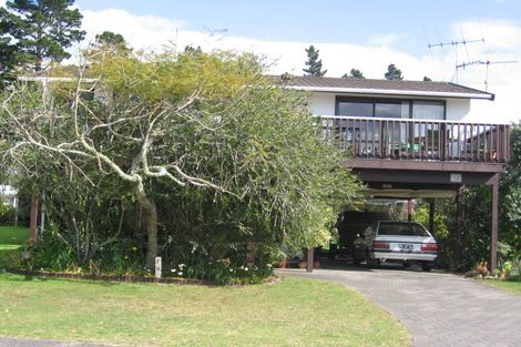 Photo of property in 32 Given Grove, Pauanui, Hikuai, 3579