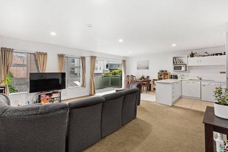 Photo of property in 10/17 Auburn Street, Grafton, Auckland, 1023