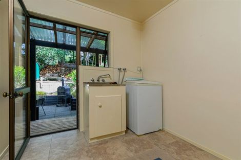 Photo of property in 812 West Coast Road, Oratia, Auckland, 0604