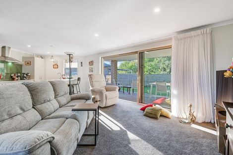 Photo of property in 30 Kawariki Road, Helensville, 0800