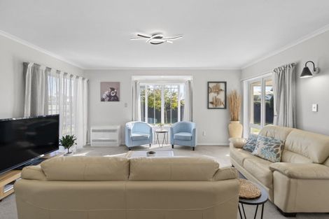 Photo of property in 2 Lasiandra Place, Mount Maunganui, 3116