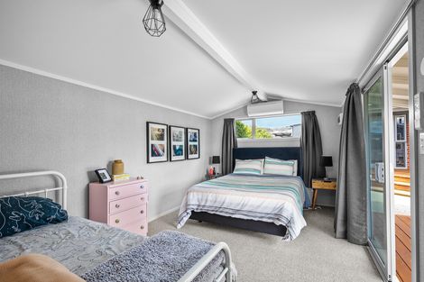 Photo of property in 1 Royal Terrace, Alexandra, 9320