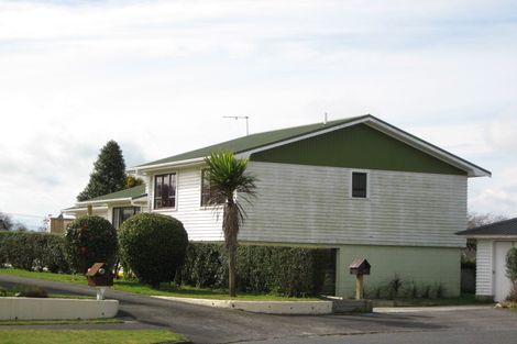 Photo of property in 6 Shakespeare Street, Stratford, 4332