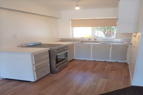 Photo of property in 2/31 Mana Avenue, Titahi Bay, Porirua, 5022