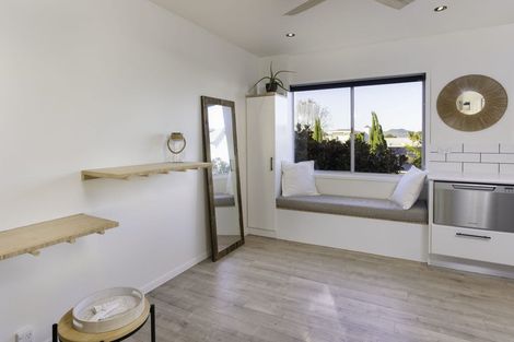 Photo of property in 1/72l Kitchener Road, Milford, Auckland, 0620