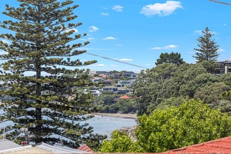 Photo of property in 1/525 Beach Road, Murrays Bay, Auckland, 0630
