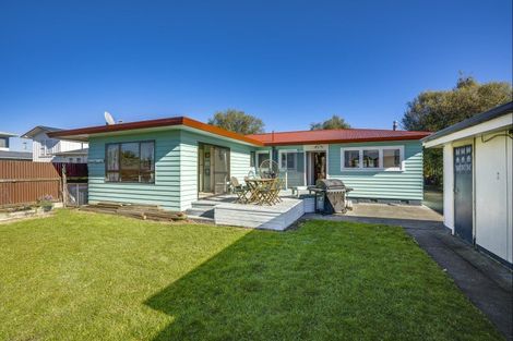 Photo of property in 11 Downing Avenue, Pirimai, Napier, 4112