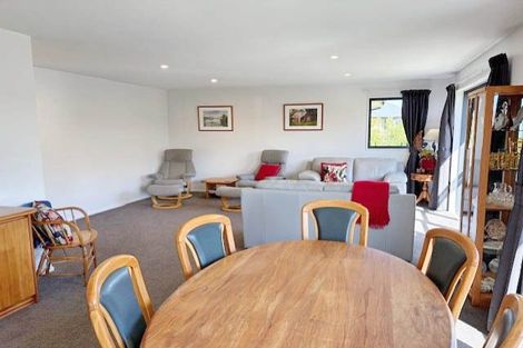 Photo of property in 6 Denton Street, Amberley, 7410