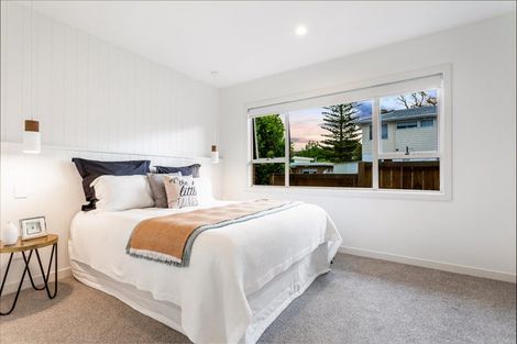 Photo of property in 23 Jenelin Road, Glendene, Auckland, 0602
