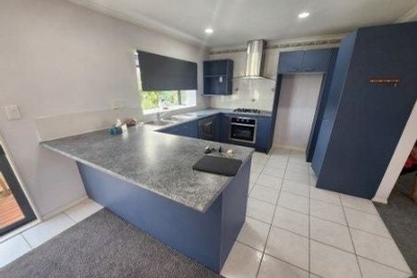 Photo of property in 51 Robin Brooke Drive, Flat Bush, Auckland, 2019
