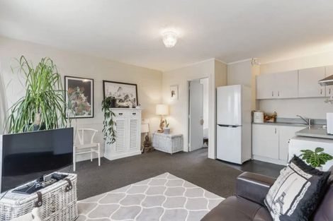 Photo of property in 3n Mountain Road, Mount Wellington, Auckland, 1060