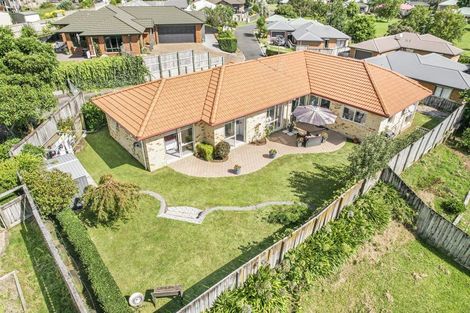 Photo of property in 36 Pointon Glade, Grandview Heights, Hamilton, 3200